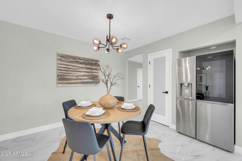 2926 N 16th Ave-13