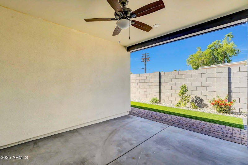 2926 N 16th Ave-51