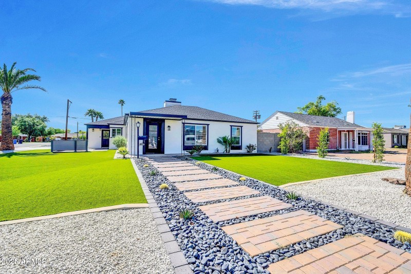 2926 N 16th Ave-52