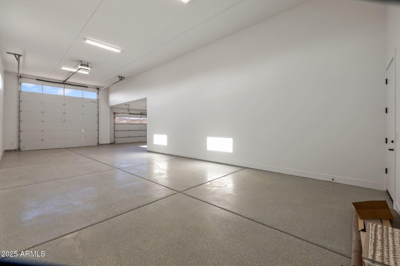 219-Garage