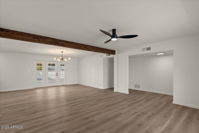 09-Living Room
