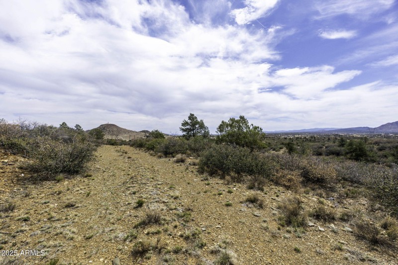 17-web-or-mls-0-n-durango-sky-trail