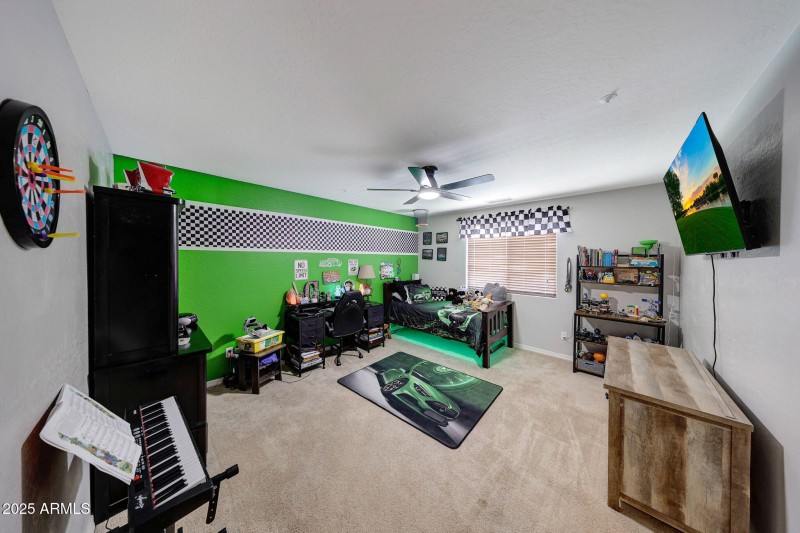 BEDROOM 2