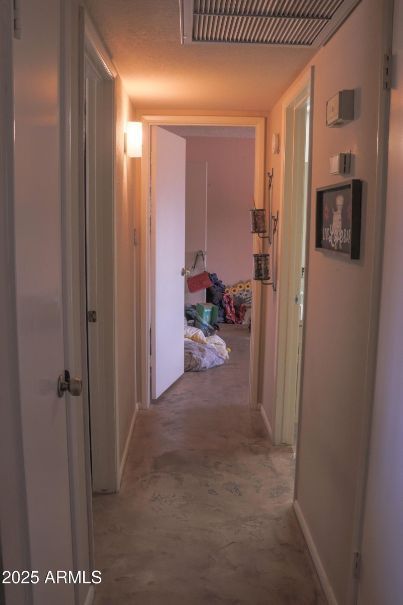 10603 W Ruth Ave-51