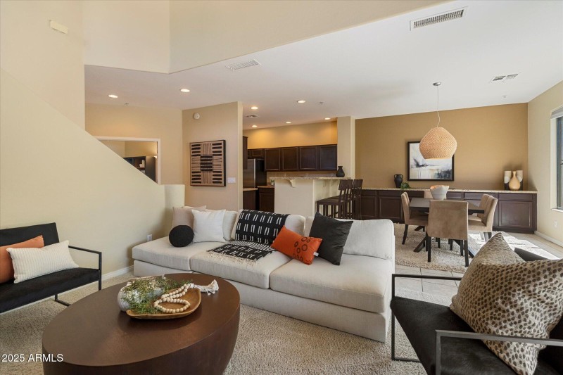 09-Living Room