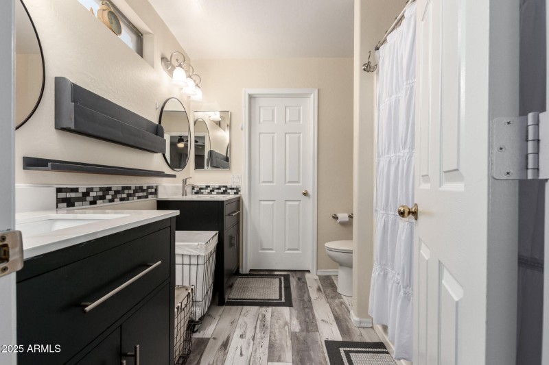 Master Ensuite