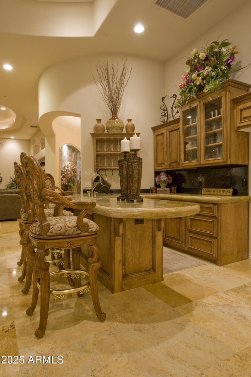 Full Wet Bar