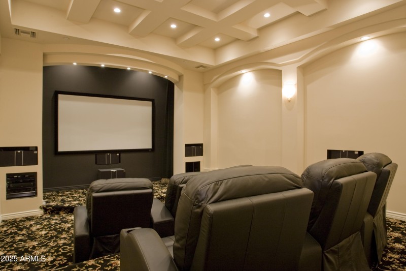 Media Room for 6 PLUS!