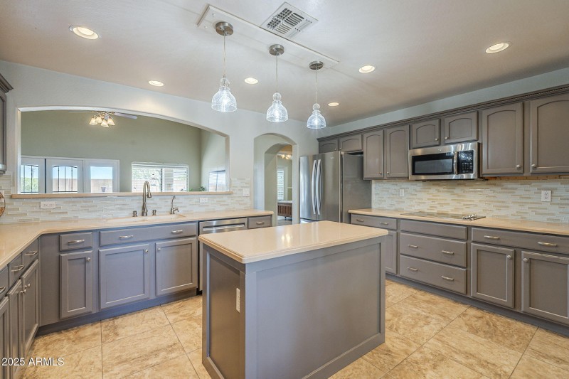 Open Kitchen