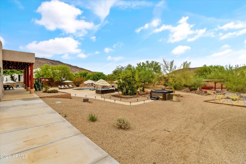 Sprawling 1 acre property