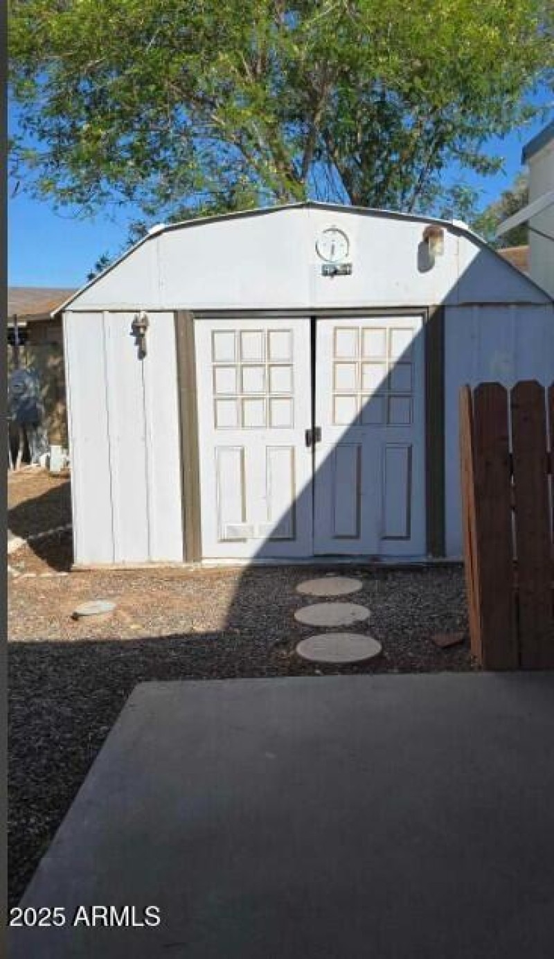 Shed