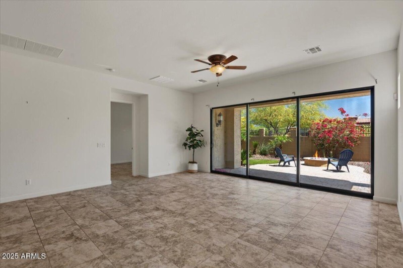 08-Living Room