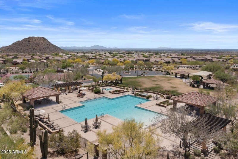 40-Community pool