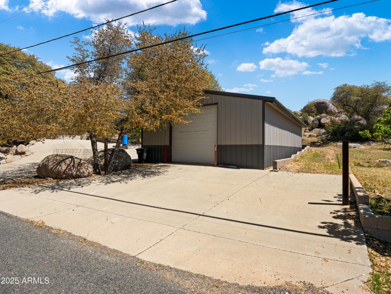 22891 S Lakewood Dr-16