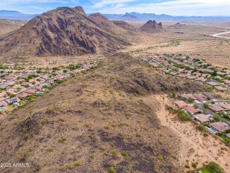 13358 E Mountain View Rd - 6