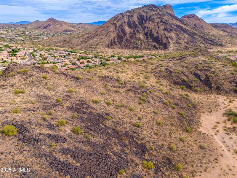 13358 E Mountain View Rd - 19