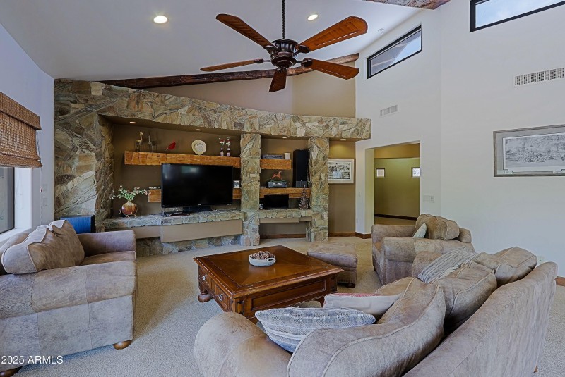 House - Greatroom 3