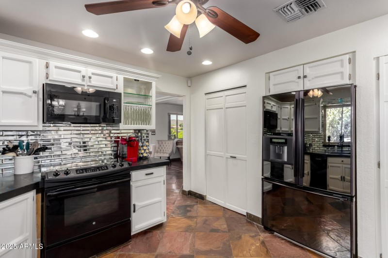 12 Kitchen