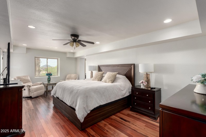 17 Master Bedroom
