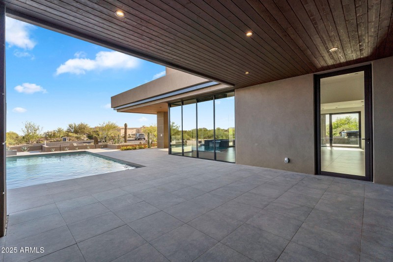 76-web-or-mls-10354 E Celestial Dr-76