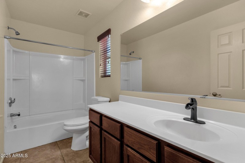 2nd bathroom