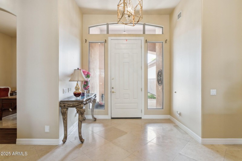 3-web-or-mls-6428-w-eugie-ave