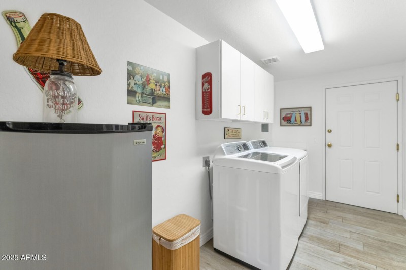 Large Laundry Room