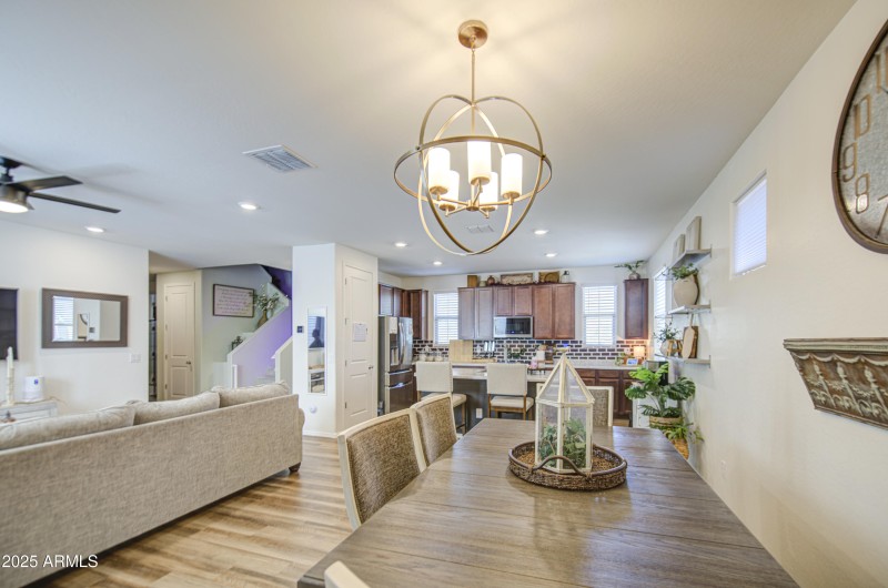 Dining Area 4