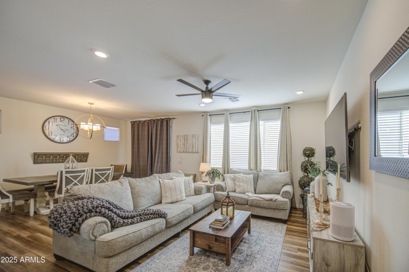 Living Room 4