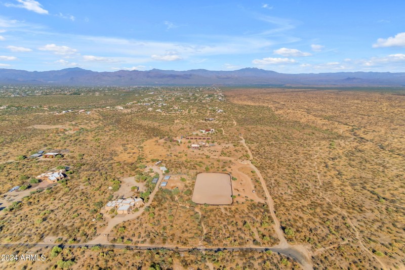 245-web-or-mls-245_437_a4m_ext tw