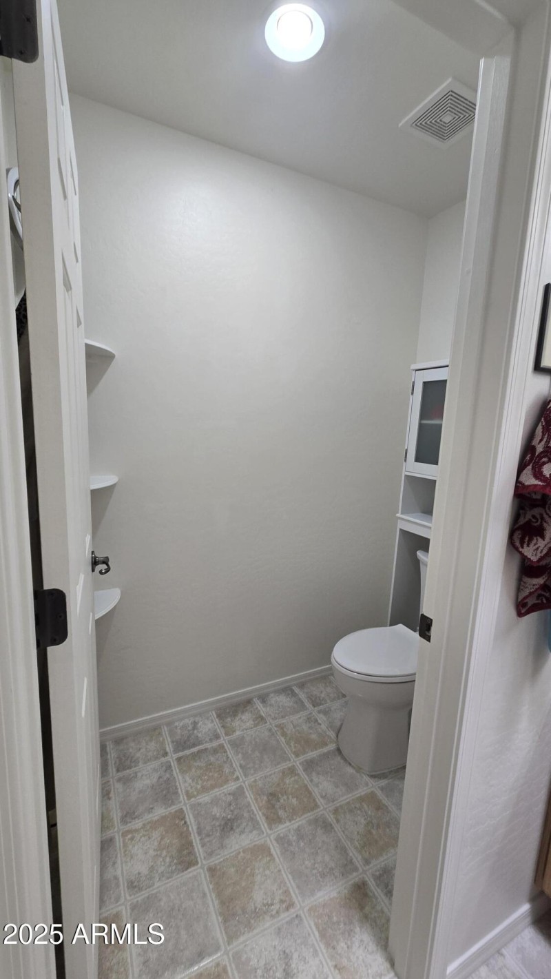 shelves can stay