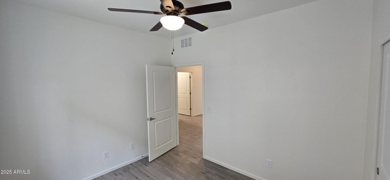Bedroom 2 to Hall
