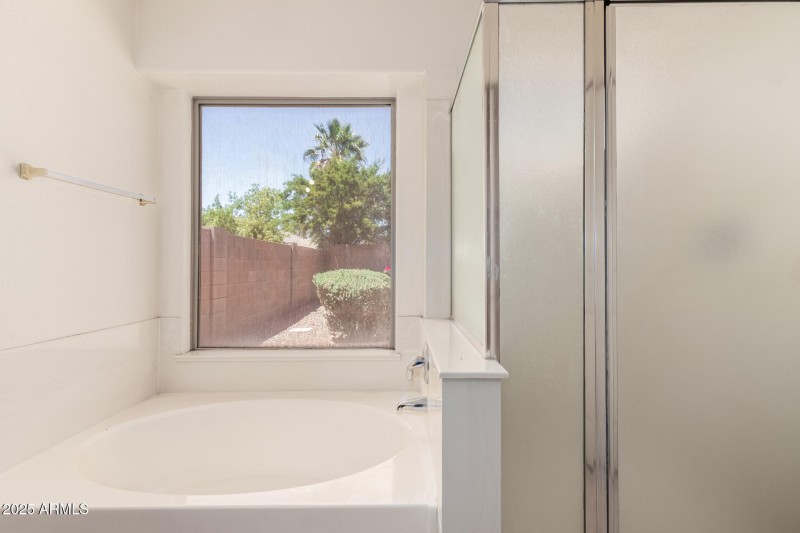 18 - Desert Fairways