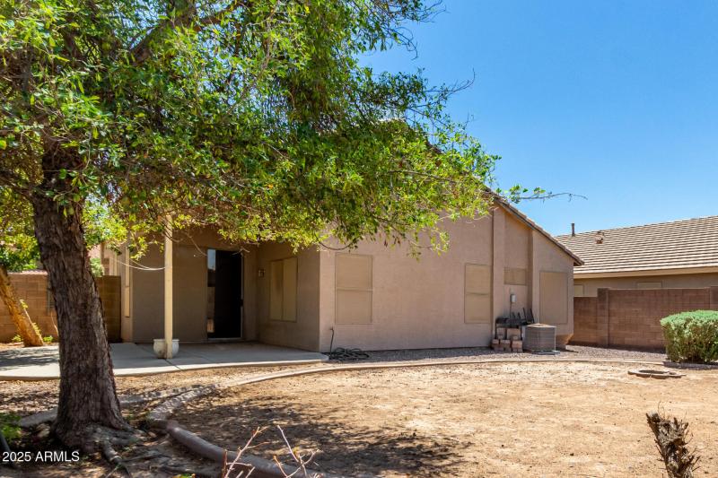 33 - Desert Fairways