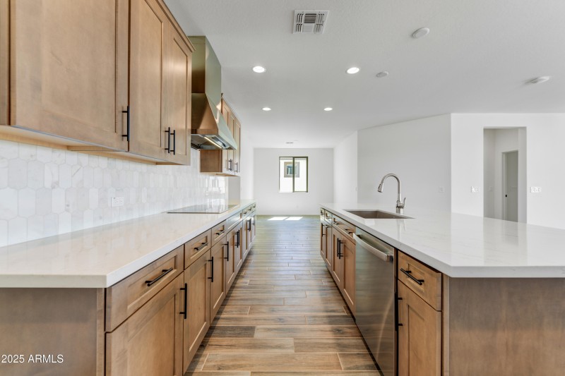 010_Kitchen