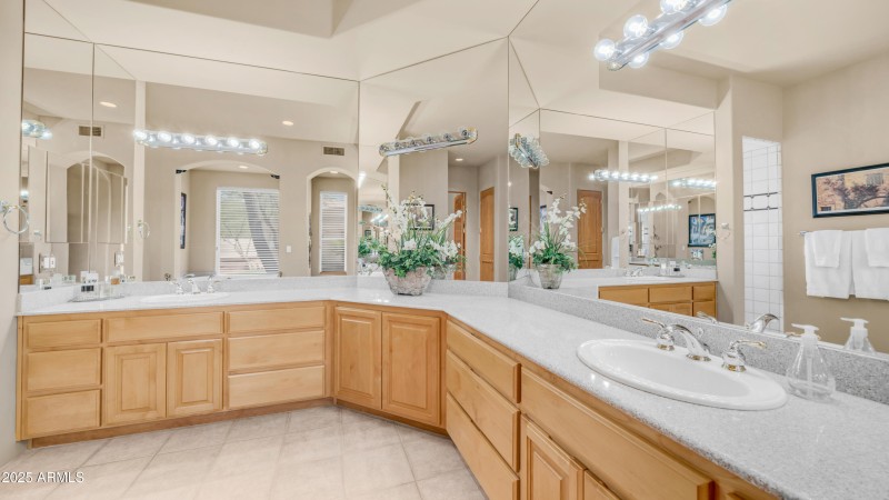 8540 E McDowell Rd Unit 116 (17)