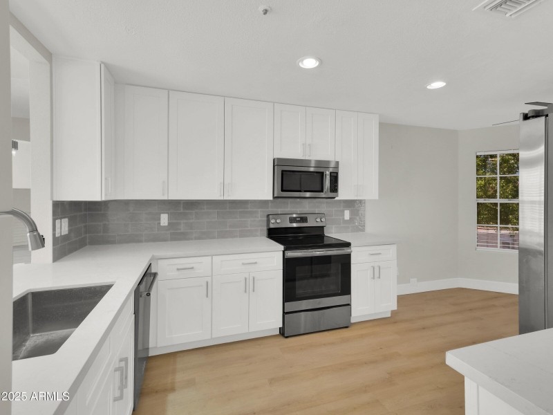 na 113 new kitchen 6-25