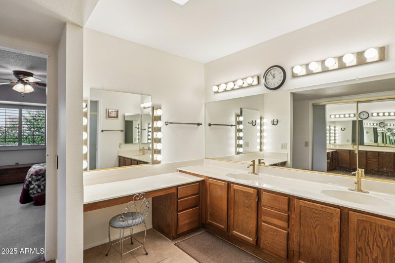 23-web-or-mls-W Foxfire Dr-1706-023