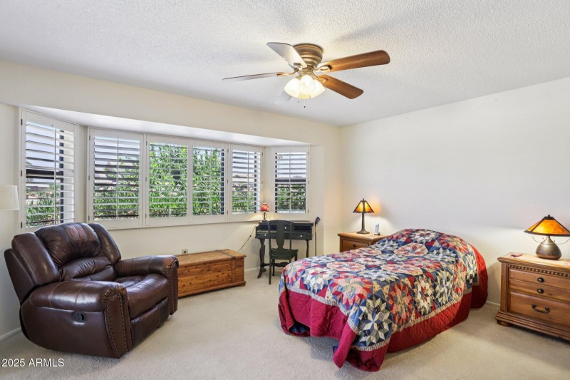 25-web-or-mls-W Foxfire Dr-1706-025