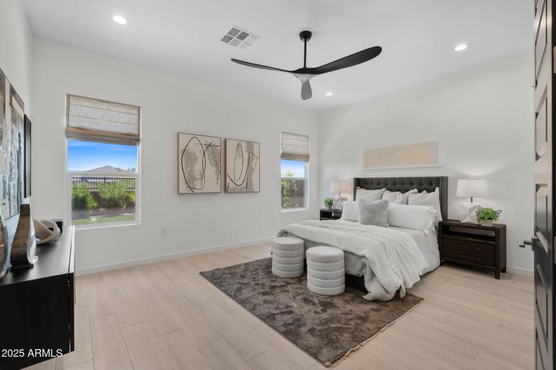 25-web-or-mls-21315-n-59th-ter