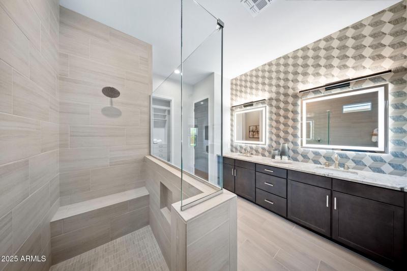 33-web-or-mls-21315-n-59th-ter