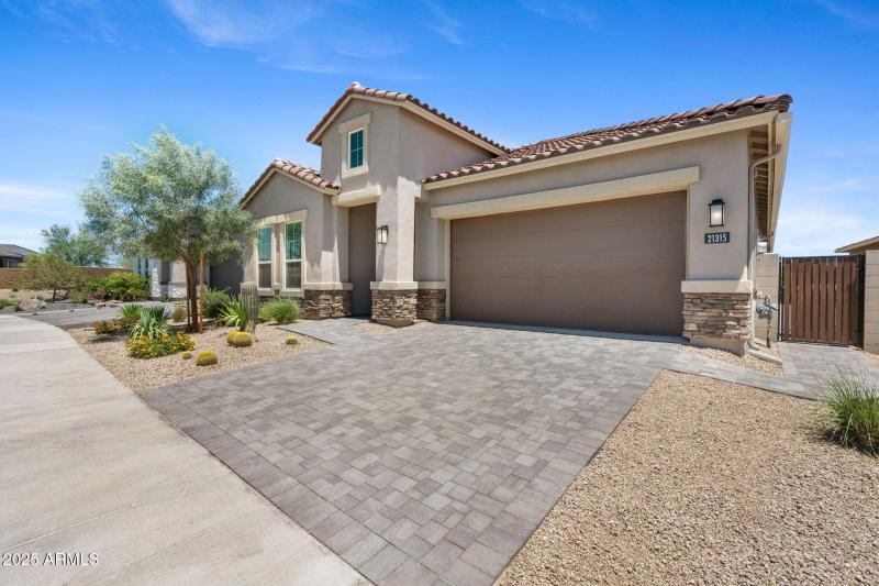 68-web-or-mls-21315-n-59th-ter