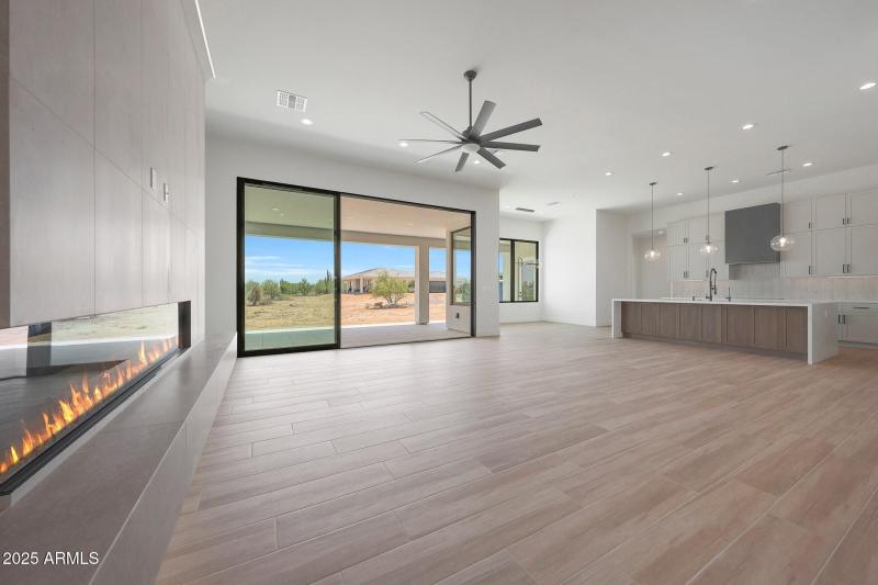 Great for Indoor\Outdoor Living