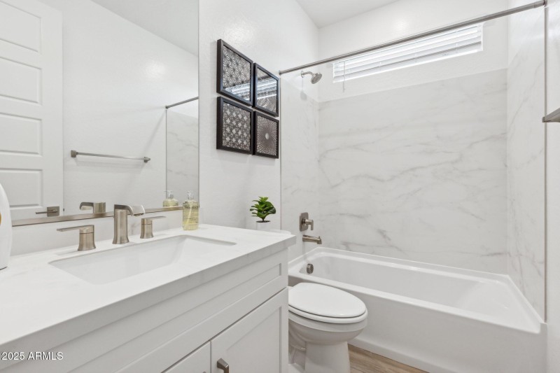 Upstairs Ensuite