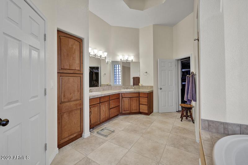 3K6A9817_8_9 (1) - Copy - Copy - Copy -