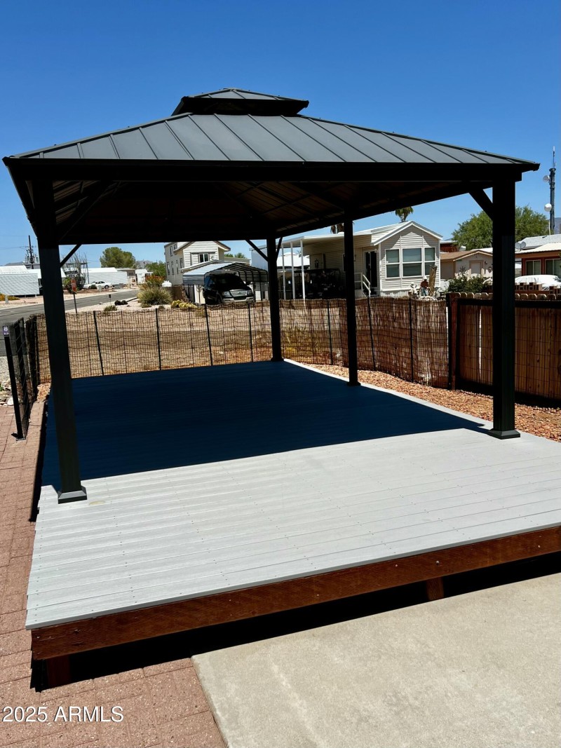 Patio/Gazebo