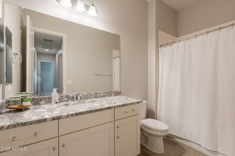 24-web-or-mls-Stonegate-24