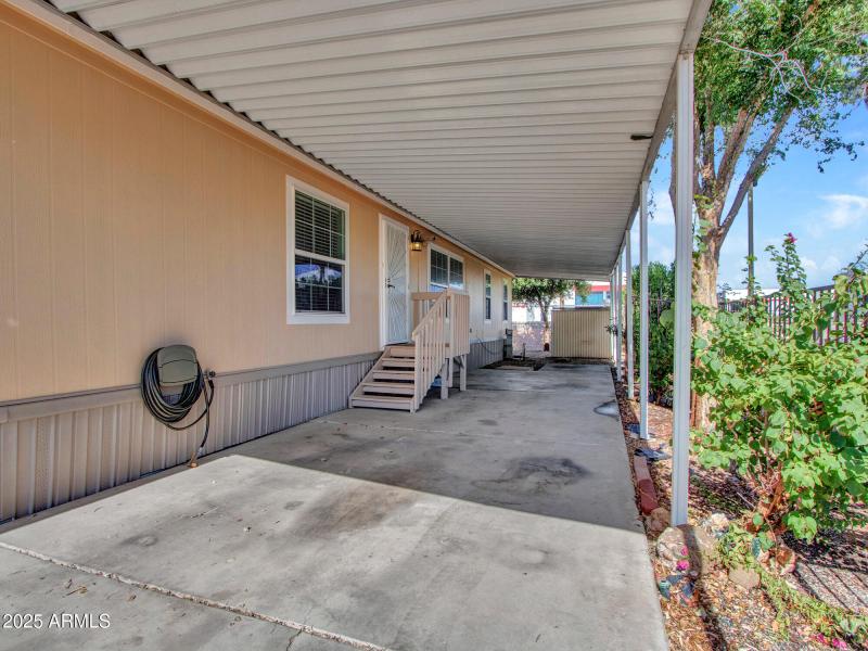 Carport ON BOTH SIDES!