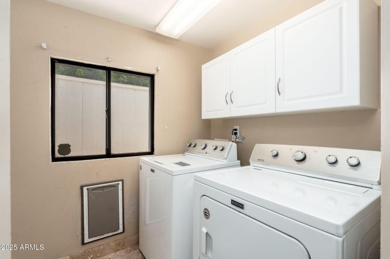 3002 E Glenrosa Ave, 07-10 - 25