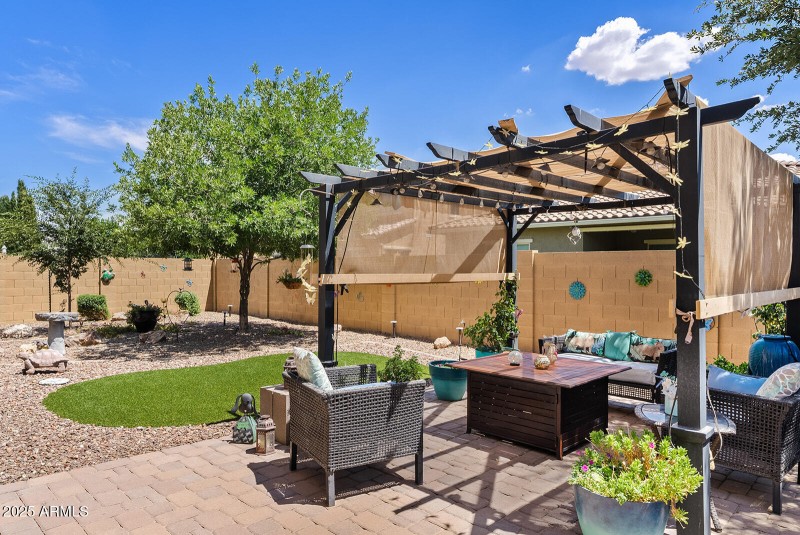 Rear of Home | Entertaining